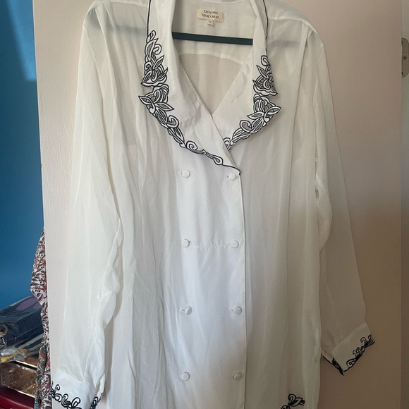 White and Black Embroidered Wrap Dress - Picture 4 of 7